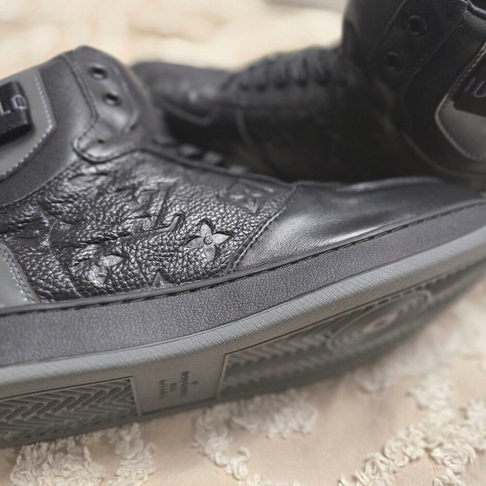LOUIS VUITTON Rivoli Ankle Sneakers, Black Monogram With Silver, Size 40, Mens 7 - Picture 10 of 11